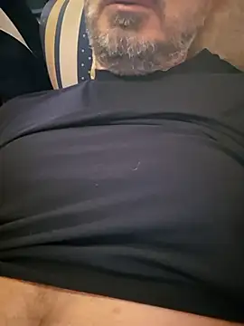 Snapshot of 1talianBeutifulCock chatting on October 2025 01:01:02 PM 1talianBeutifulCock online show from October 2025 01:01:02 PM