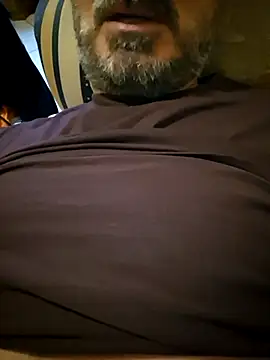 Snapshot of 1talianBeutifulCock chatting on November 2025 08:04:02 AM 1talianBeutifulCock online show from November 2025 08:04:02 AM