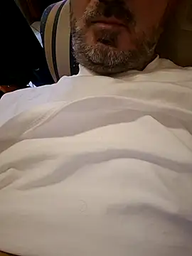 Snapshot of 1talianBeutifulCock chatting on November 2025 09:40:01 AM 1talianBeutifulCock online show from November 2025 09:40:01 AM