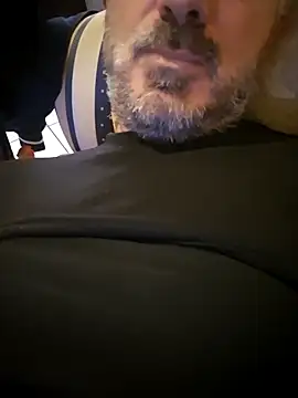 Snapshot of 1talianBeutifulCock chatting on November 2025 02:06:02 PM 1talianBeutifulCock online show from November 2025 02:06:02 PM