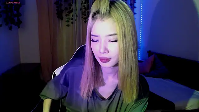 Velvetsky 1 online show from February 2025 02:13:01 PM