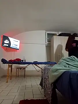 Snapshot of perla97 chatting on November 2025 05:13:01 PM perla97 online show from November 2025 05:13:01 PM