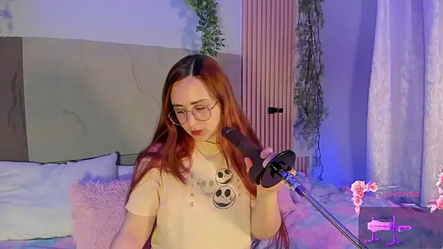 centaurigirl online show from February 2026 04:01:02 AM