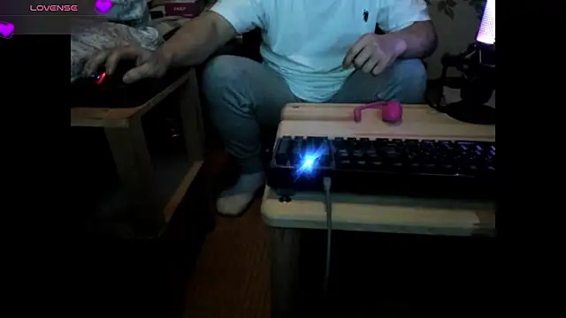 Snapshot of hachunemiku chatting on December 2024 04:43:01 PM hachunemiku online show from December 2024 04:43:01 PM