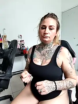 Snapshot of Lisacasandra chatting on January 2025 07:53:02 PM Lisacasandra online show from January 2025 07:53:02 PM