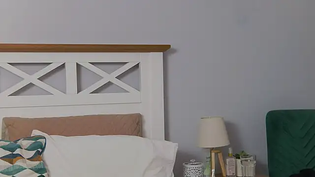 Snapshot of BarbaraHaze chatting on December 2024 09:01:01 PM BarbaraHaze online show from December 2024 09:01:01 PM