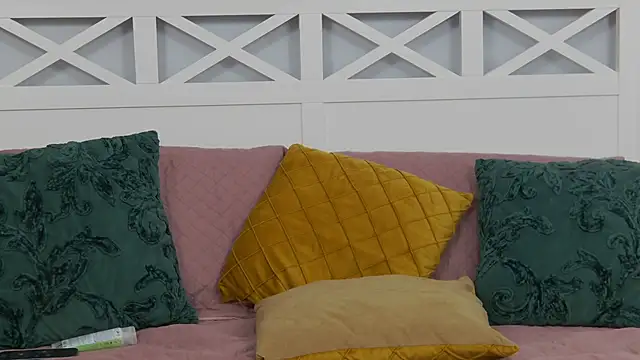 Snapshot of BarbaraHaze chatting on January 2025 07:31:02 PM BarbaraHaze online show from January 2025 07:31:02 PM