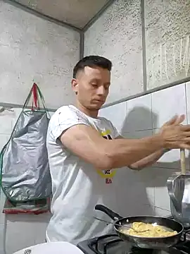 Andrewfalcon online show from December 2024 11:32:01 AM