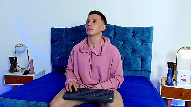 Andrewfalcon online show from February 2025 03:36:02 PM