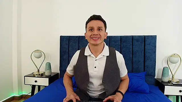 Andrewfalcon online show from March 2025 07:24:02 PM