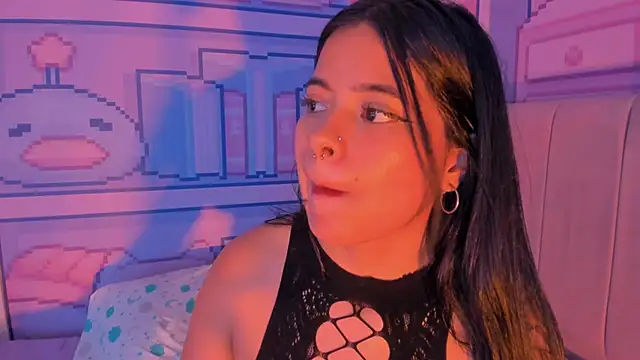  18alice online show from December 2024 06:07:02 AM