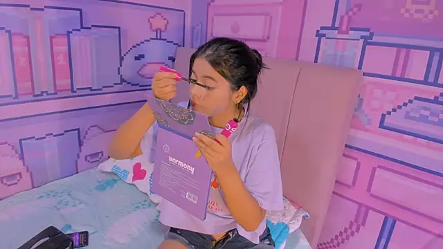  18alice online show from March 2025 03:06:01 AM