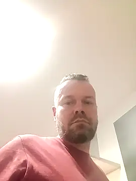 mikaaaaase online show from April 2026 11:42:01 PM