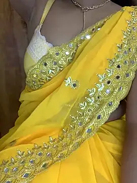 Snapshot of Doodhwaali chatting on January 2025 12:02:02 PM Doodhwaali online show from January 2025 12:02:02 PM