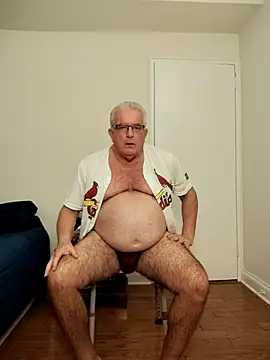 Shoreguy69 online show from December 2025 12:32:02 PM