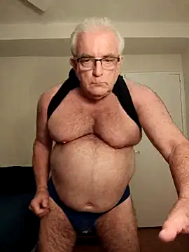 Snapshot of Shoreguy69 chatting on December 2025 07:58:02 AM Shoreguy69 online show from December 2025 07:58:02 AM