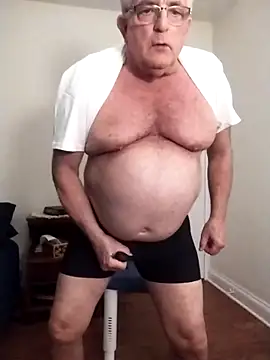 Snapshot of Shoreguy69 chatting on February 2026 04:30:02 AM Shoreguy69 online show from February 2026 04:30:02 AM