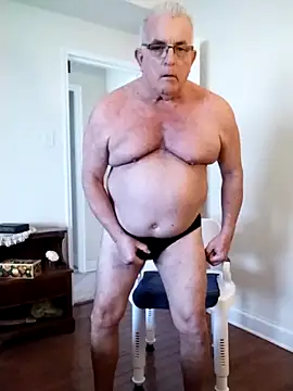 Snapshot of Shoreguy69 chatting on March 2026 12:44:01 PM Shoreguy69 online show from March 2026 12:44:01 PM