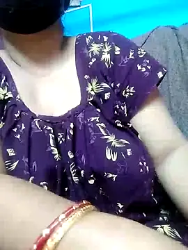 BERRY 00 online show from February 2025 01:23:01 AM