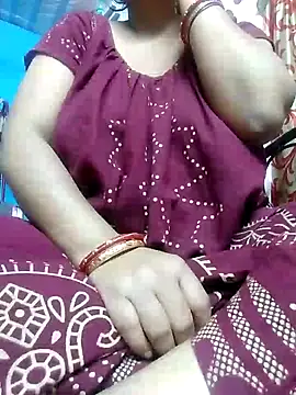 BERRY 00 online show from February 2025 06:24:02 PM