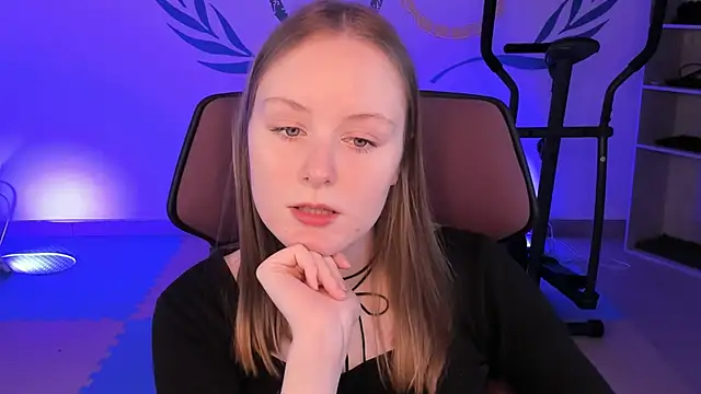 Snapshot of VivienLeeigh chatting on December 2024 01:05:02 PM VivienLeeigh online show from December 2024 01:05:02 PM