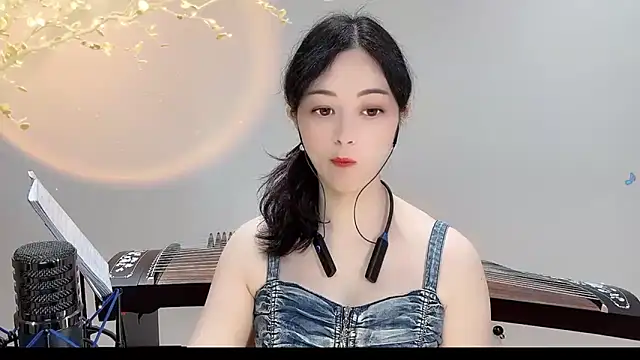 Tian-xin-999 online show from September 2025 03:02:01 PM