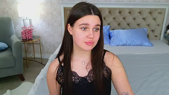 RihannaRose online show from February 2025 10:51:02 PM