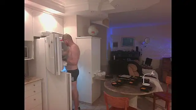 Snapshot of Tall_REC chatting on December 2024 06:21:01 PM Tall REC online show from December 2024 06:21:01 PM