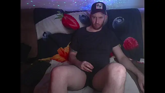 Snapshot of Tall_REC chatting on December 2024 11:50:02 PM Tall REC online show from December 2024 11:50:02 PM