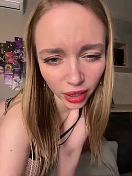 Snapshot of AnetGrey2 chatting on December 2024 01:43:01 AM AnetGrey2 online show from December 2024 01:43:01 AM