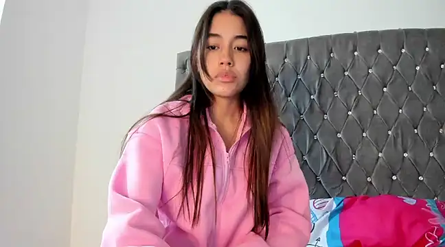 Snapshot of AriaMontgomery chatting on January 2025 09:35:02 AM AriaMontgomery online show from January 2025 09:35:02 AM