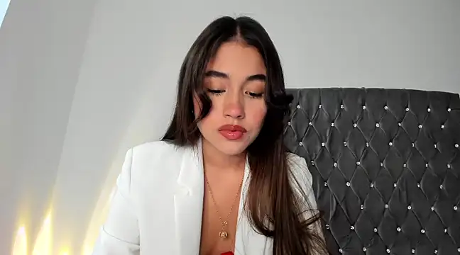 Snapshot of AriaMontgomery chatting on January 2025 01:20:02 AM AriaMontgomery online show from January 2025 01:20:02 AM