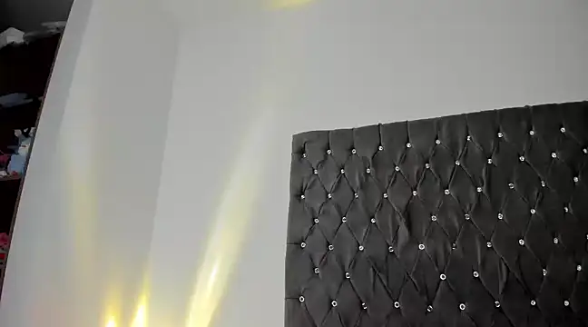 Snapshot of AriaMontgomery chatting on January 2025 04:34:01 AM AriaMontgomery online show from January 2025 04:34:01 AM