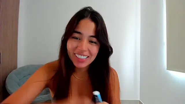 Snapshot of AriaMontgomery chatting on March 2025 02:32:01 PM AriaMontgomery online show from March 2025 02:32:01 PM