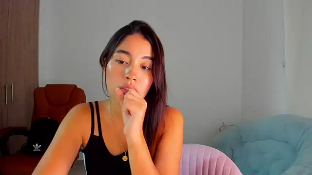 Snapshot of AriaMontgomery chatting on March 2025 08:41:02 AM AriaMontgomery online show from March 2025 08:41:02 AM