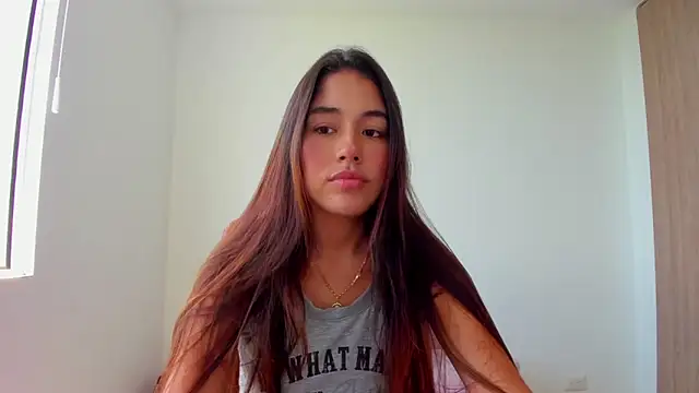 Snapshot of AriaMontgomery chatting on October 2025 04:19:01 PM AriaMontgomery online show from October 2025 04:19:01 PM