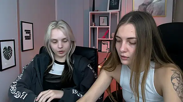 amelia gold1 online show from December 2024 01:43:02 PM