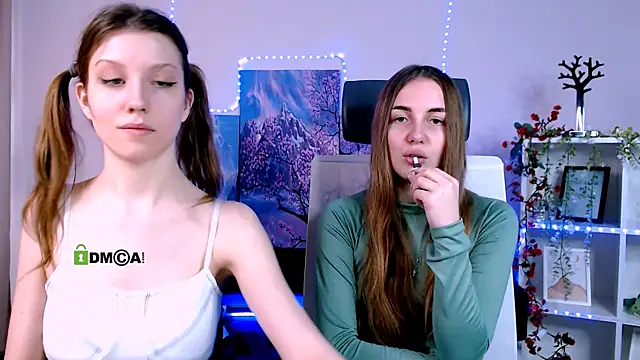 amelia gold1 online show from January 2025 01:42:02 PM