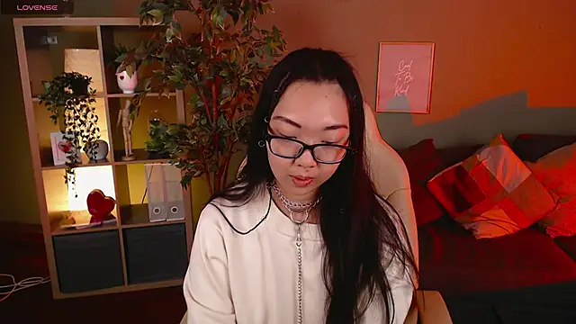 Marine Vact online show from January 2025 05:23:01 PM