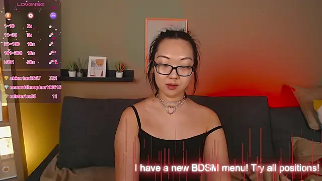 Marine Vact online show from January 2025 12:18:01 AM