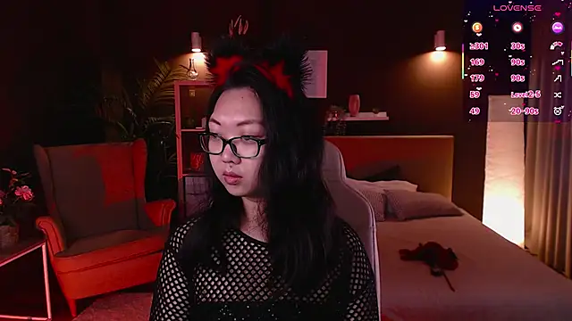 Marine Vact online show from September 2025 02:08:01 PM