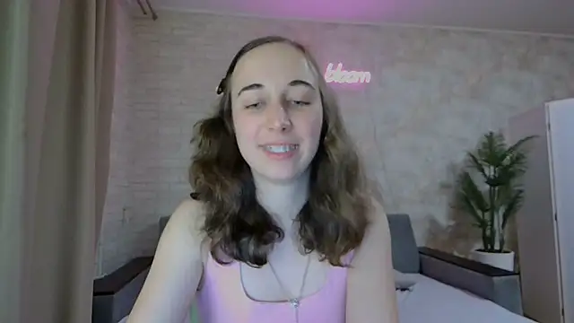 Snapshot of Anika_bloom chatting on February 2025 11:58:02 PM Anika bloom online show from February 2025 11:58:02 PM