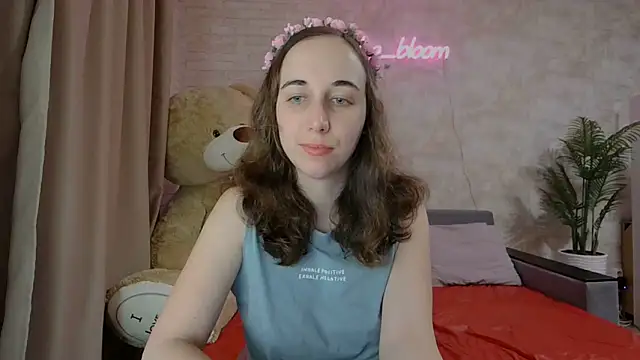 Snapshot of Anika_bloom chatting on March 2025 05:43:02 AM Anika bloom online show from March 2025 05:43:02 AM