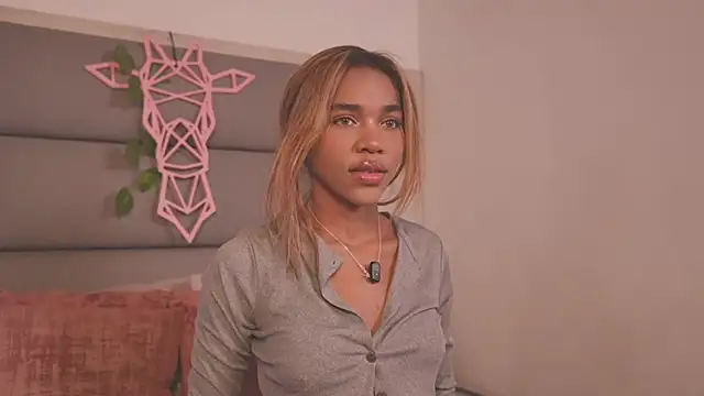 Lily Miiller online show from November 2025 09:07:01 PM