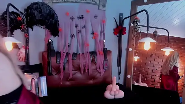 Snapshot of Samantha_mature56 chatting on October 2025 09:06:02 AM Samantha mature56 online show from October 2025 09:06:02 AM