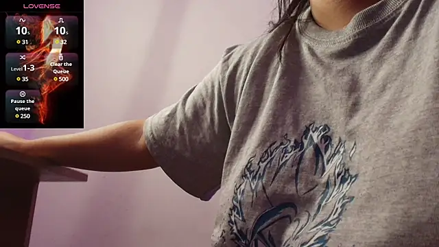 EmilySavvato online show from January 2025 08:25:02 AM