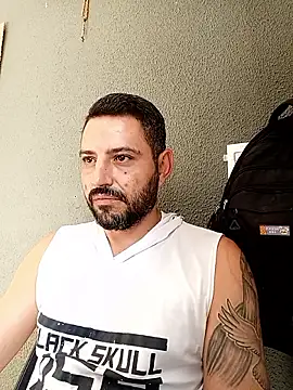 P4uzud4O online show from April 2026 07:11:02 PM