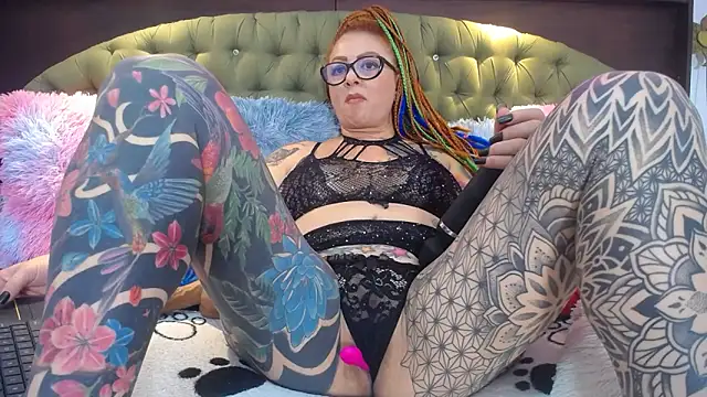 EMILY ROUSSE71 online show from March 2025 02:20:02 AM