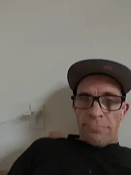 DirkD916 online show from December 2025 08:49:02 PM