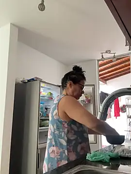 Sharongirl07 online show from June 2026 12:33:01 PM